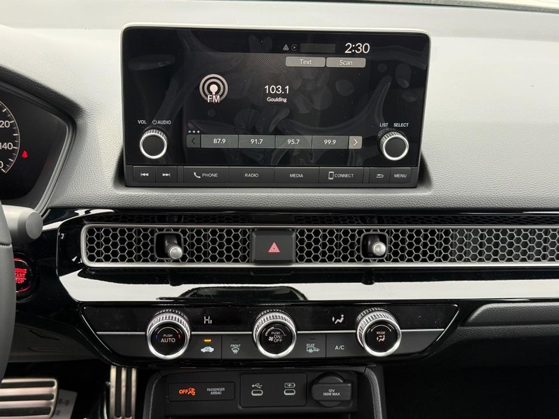 Honda Civic Sedan Vehicle Image 11