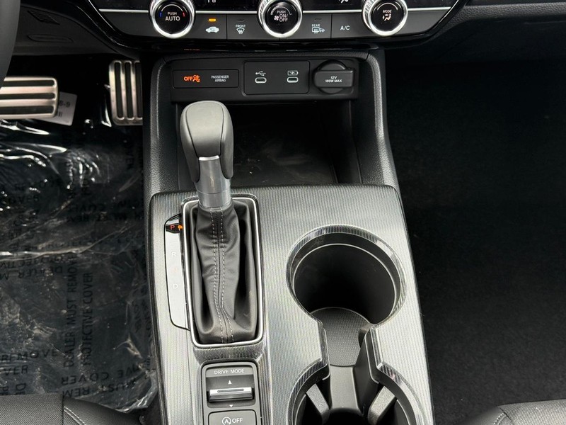 Honda Civic Sedan Vehicle Image 12