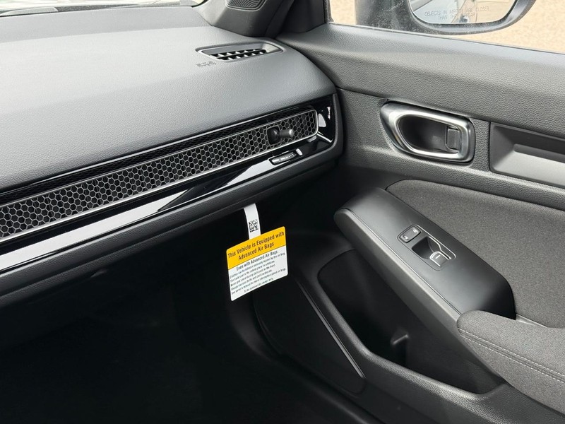 Honda Civic Sedan Vehicle Image 14
