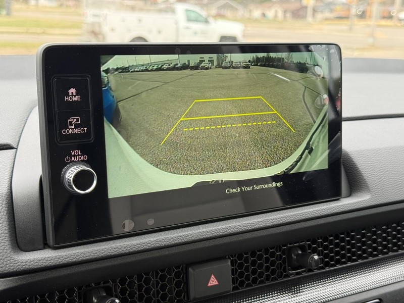 Honda CR-V Vehicle Image 18