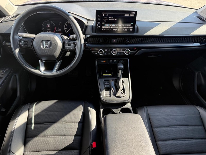 Honda CR-V Vehicle Full-screen Gallery Image 10