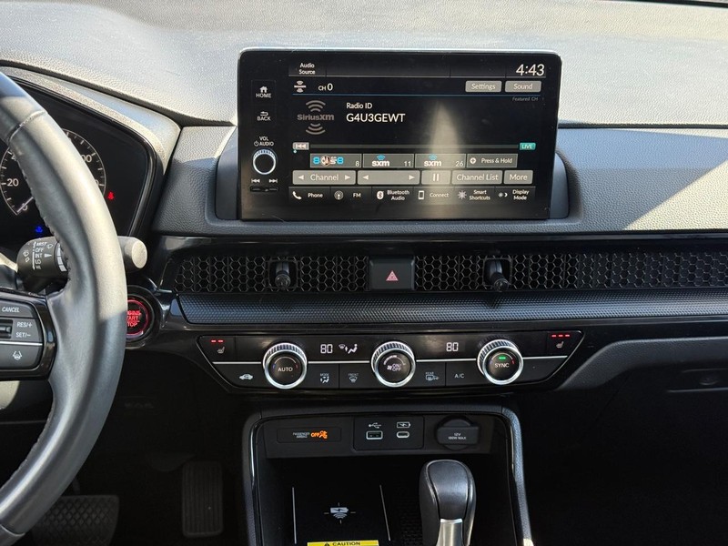 Honda CR-V Vehicle Full-screen Gallery Image 11