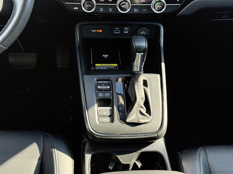 Honda CR-V Vehicle Full-screen Gallery Image 12