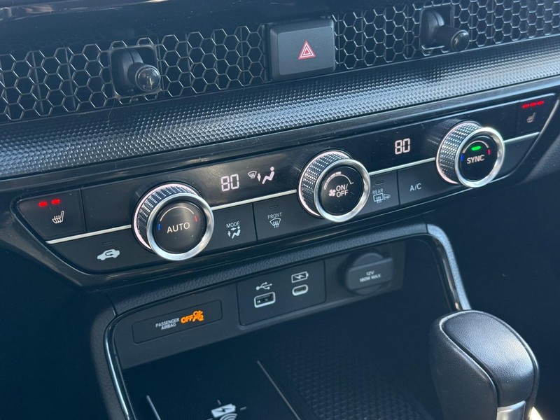 Honda CR-V Vehicle Full-screen Gallery Image 19