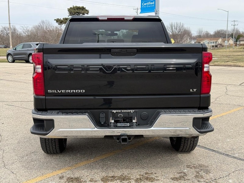 Chevrolet Silverado 1500 Vehicle Full-screen Gallery Image 04