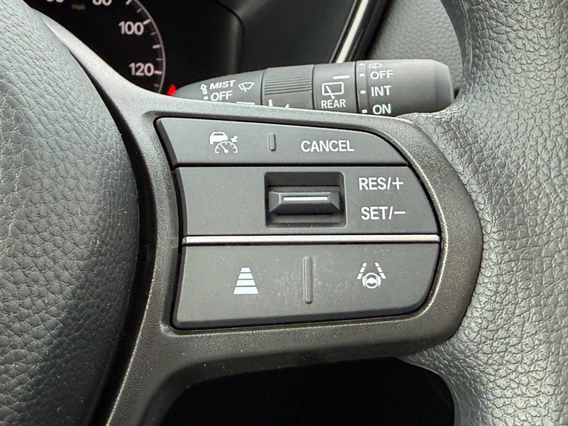 Honda CR-V Vehicle Image 10