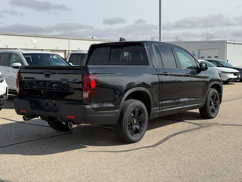 Honda Ridgeline Vehicle Image 3
