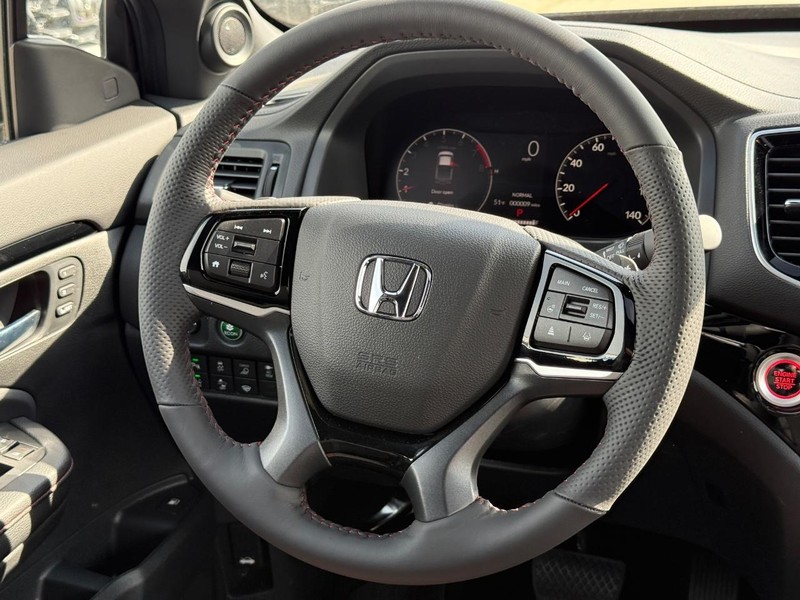 Honda Ridgeline Vehicle Image 8
