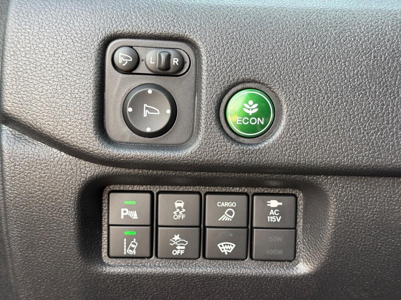 Honda Ridgeline Vehicle Image 18