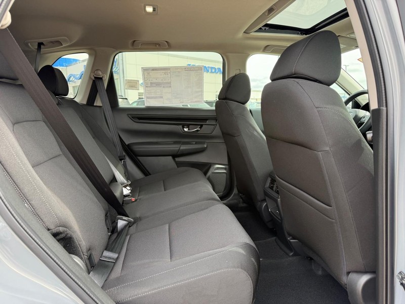 Honda CR-V Vehicle Image 5