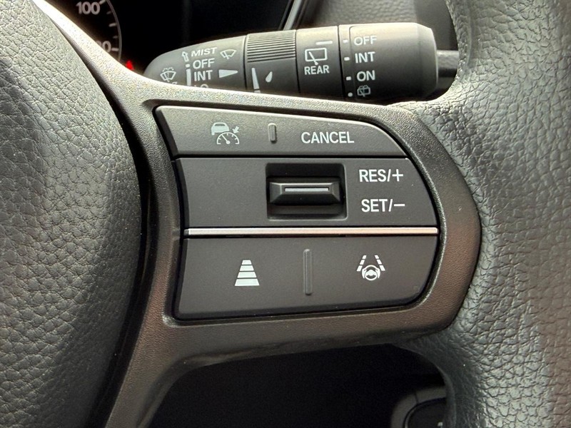 Honda CR-V Vehicle Image 10