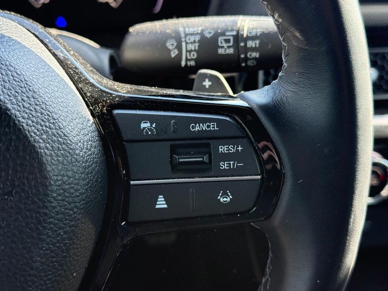 Honda Civic Hatchback Vehicle Image 16