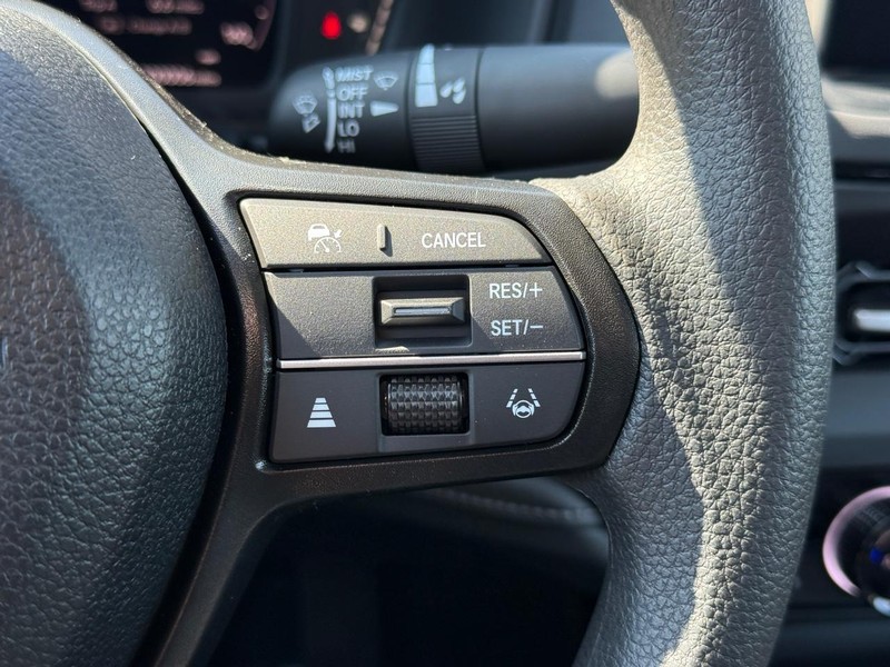 Honda Accord Sedan Vehicle Image 15