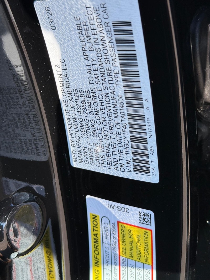 Honda Accord Sedan Vehicle Image 21