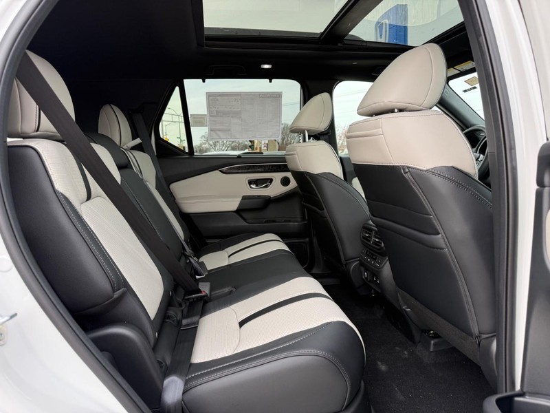 Honda Passport Vehicle Image 5