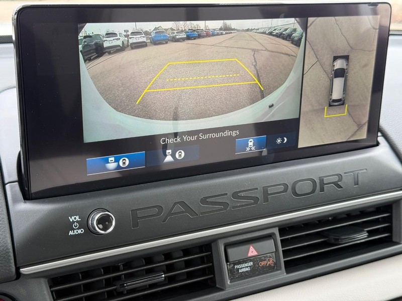 Honda Passport Vehicle Image 14