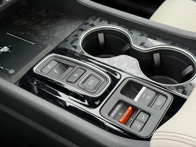 Honda Passport Vehicle Image 17