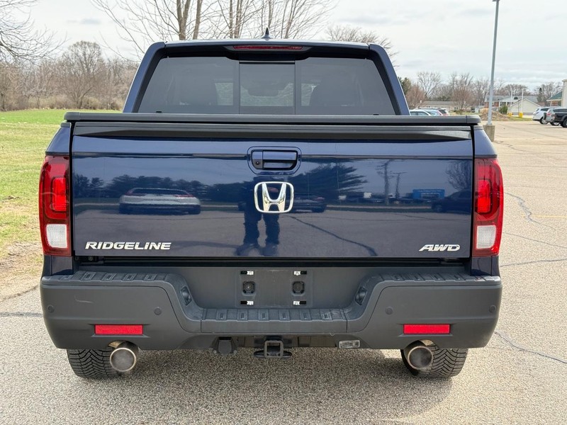 Honda Ridgeline Vehicle Image 4