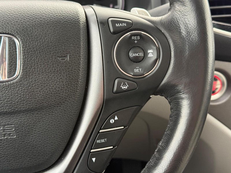 Honda Ridgeline Vehicle Image 15