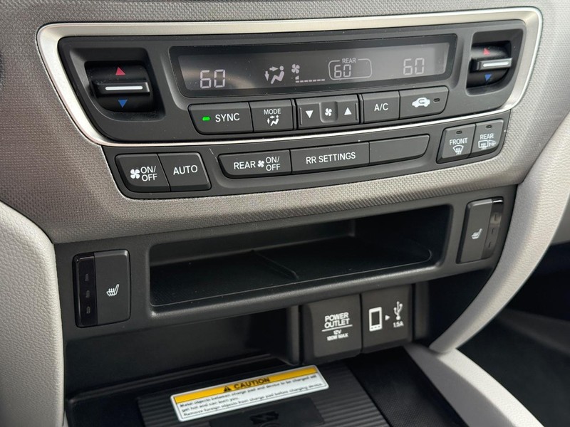 Honda Ridgeline Vehicle Image 19