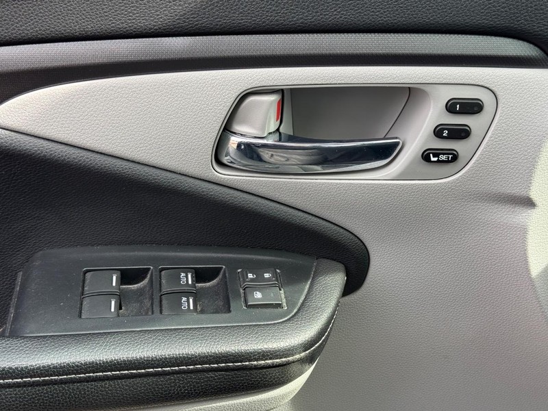 Honda Ridgeline Vehicle Image 24