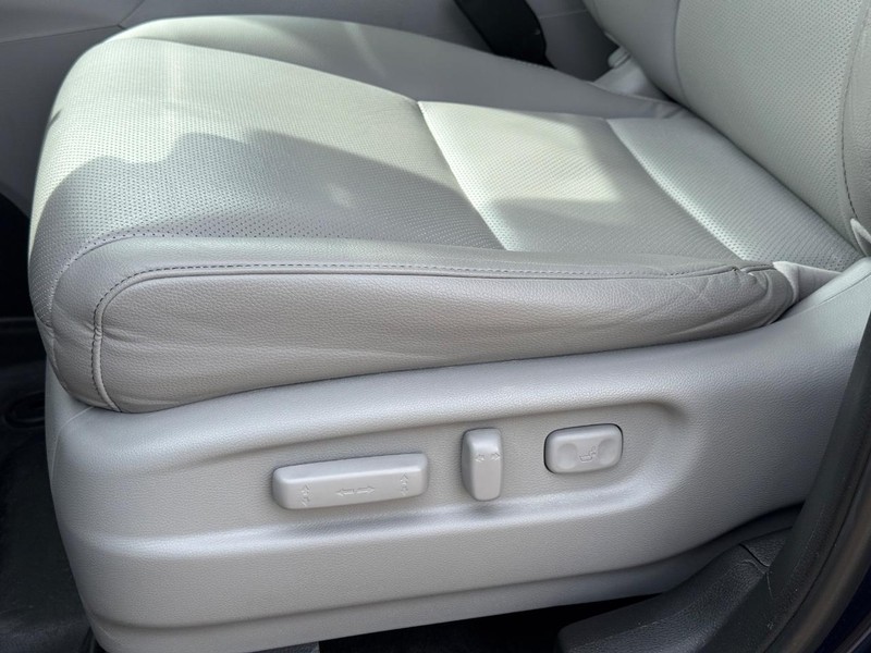 Honda Ridgeline Vehicle Image 25