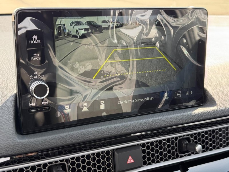 Honda Civic Hatchback Hybrid Vehicle Image 13