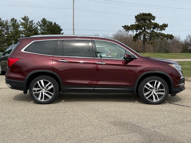 Honda Pilot Vehicle Image 2