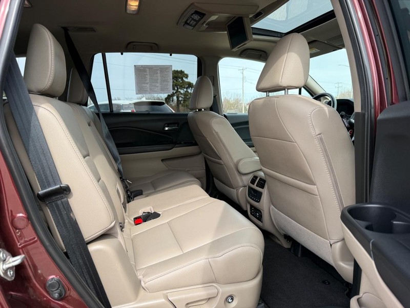 Honda Pilot Vehicle Image 11