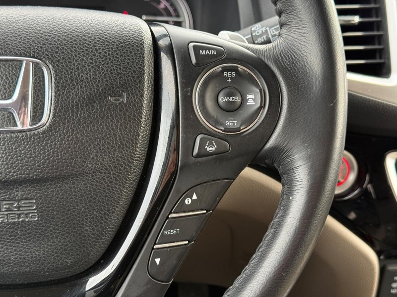 Honda Pilot Vehicle Image 18