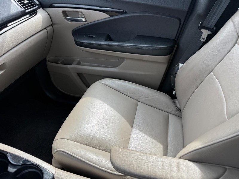 Honda Pilot Vehicle Image 24