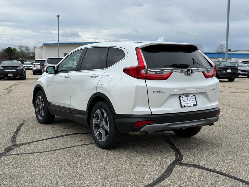 Honda CR-V Vehicle Full-screen Gallery Image 05