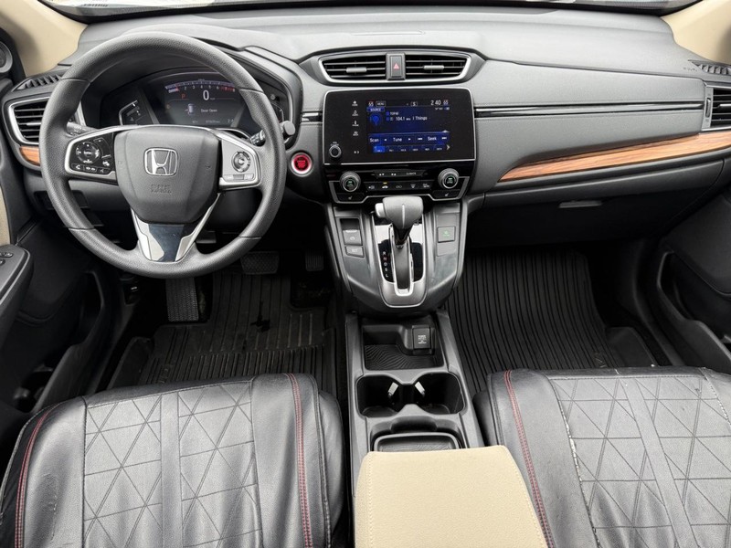 Honda CR-V Vehicle Full-screen Gallery Image 10