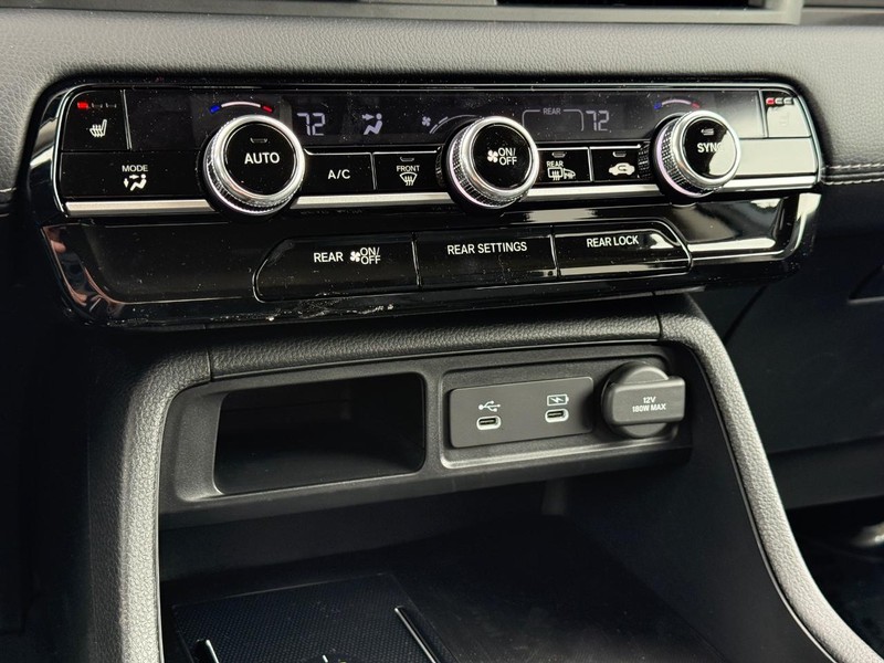 Honda Pilot Vehicle Image 14