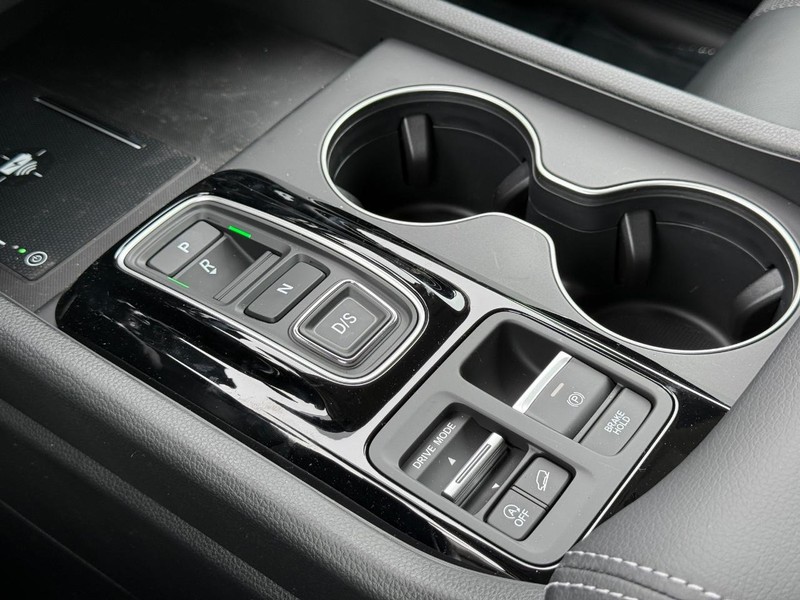 Honda Pilot Vehicle Image 15