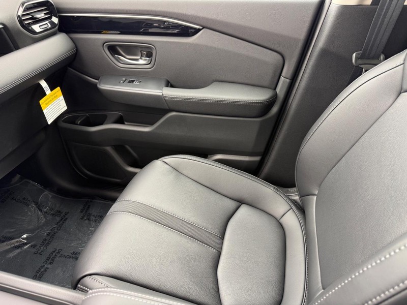 Honda Pilot Vehicle Image 16