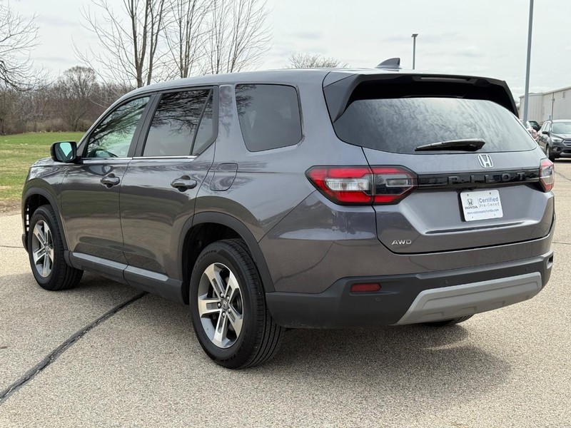 Honda Pilot Vehicle Image 5