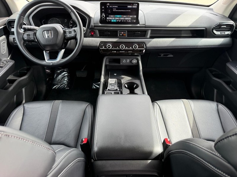 Honda Pilot Vehicle Image 12