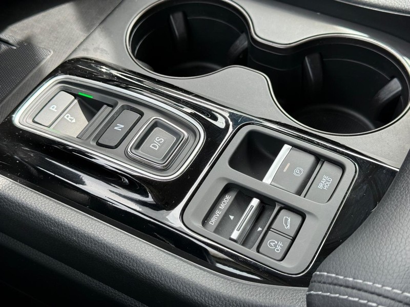 Honda Pilot Vehicle Image 21