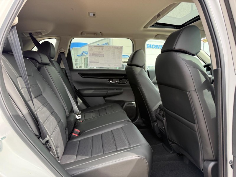 Honda CR-V Vehicle Image 5