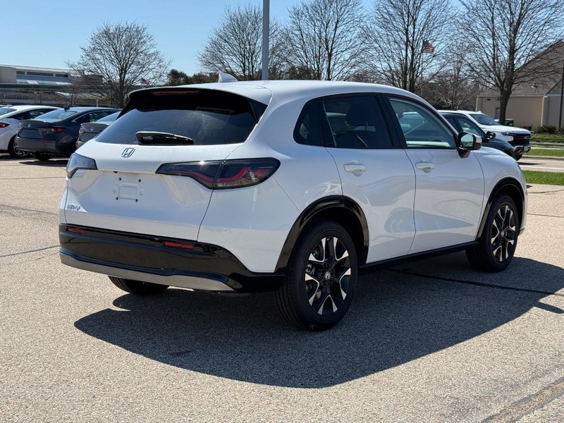 Honda HR-V Vehicle Image 3