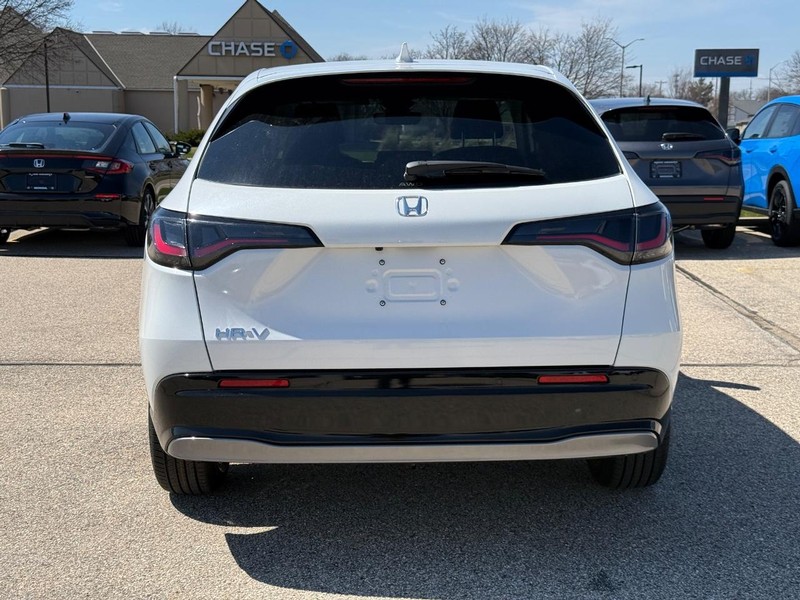 Honda HR-V Vehicle Image 4