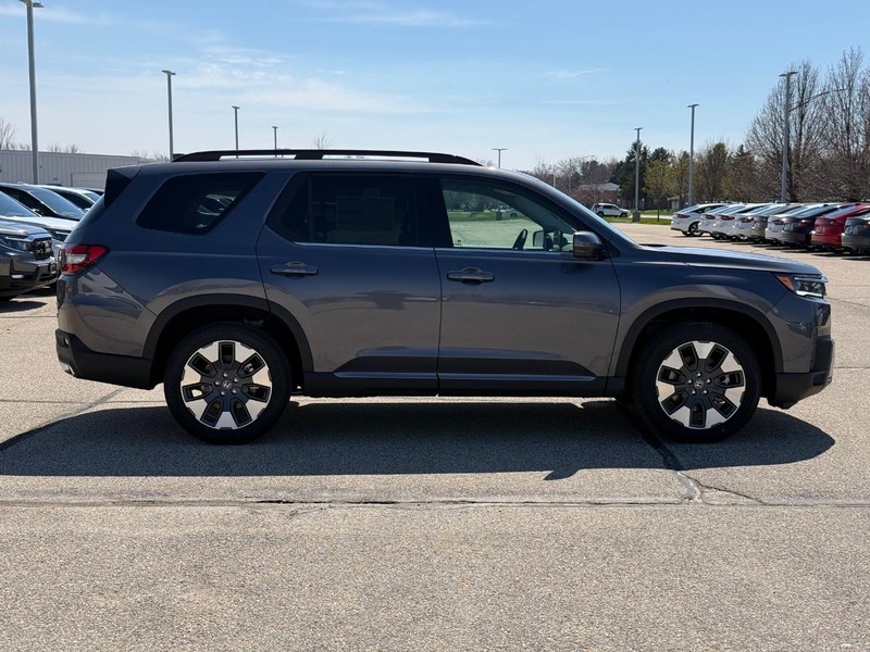 Honda Pilot Vehicle Image 2