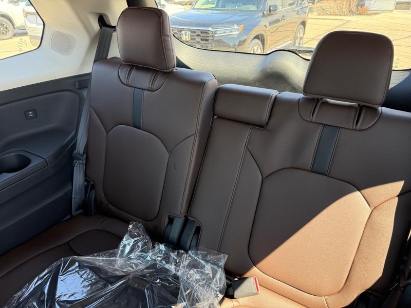 Honda Pilot Vehicle Image 10
