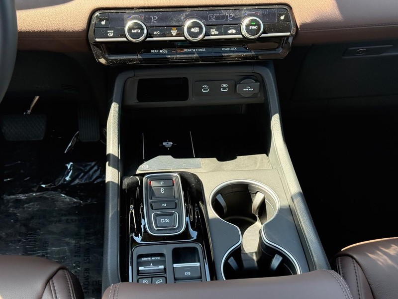 Honda Pilot Vehicle Image 13