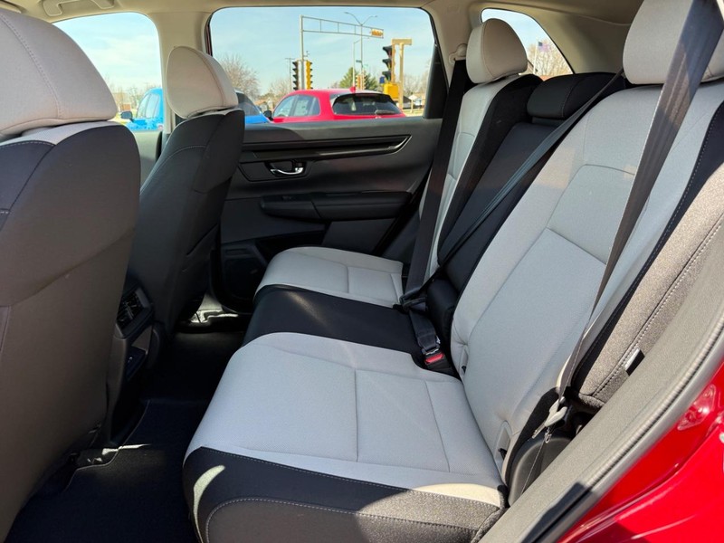 Honda CR-V Vehicle Image 9