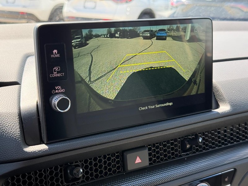 Honda CR-V Vehicle Image 18