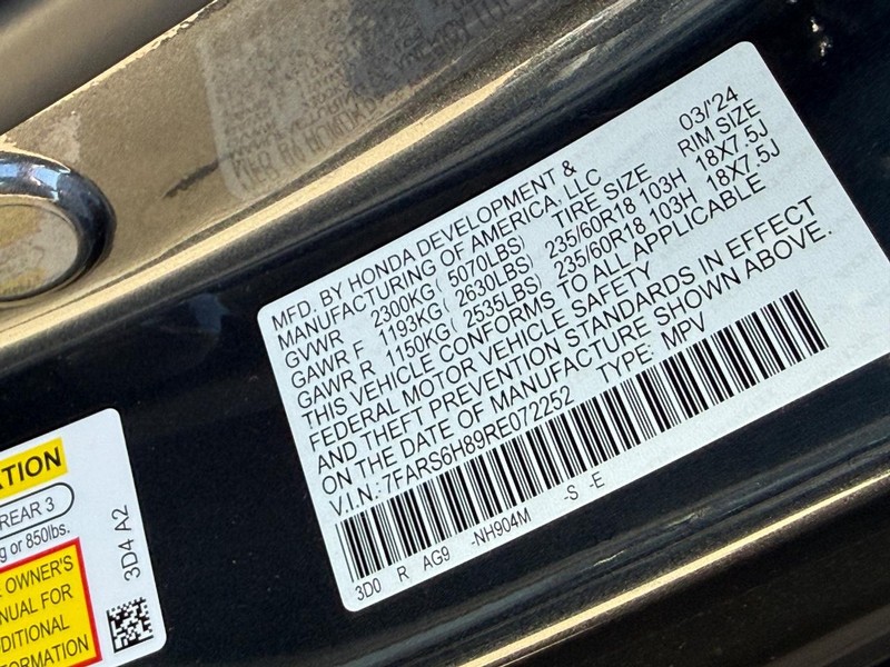 Honda CR-V Hybrid Vehicle Full-screen Gallery Image 22