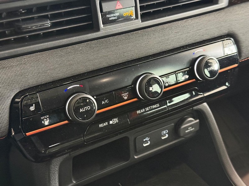 Honda Passport Vehicle Image 18