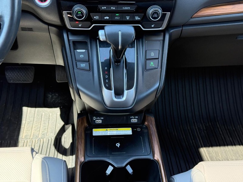 Honda CR-V Vehicle Full-screen Gallery Image 12